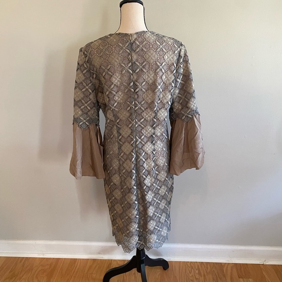 Curete Dress Embroidered Lace Bell Sleeves Taupe Women’s size 10 NWT Wedding - Picture 5 of 12